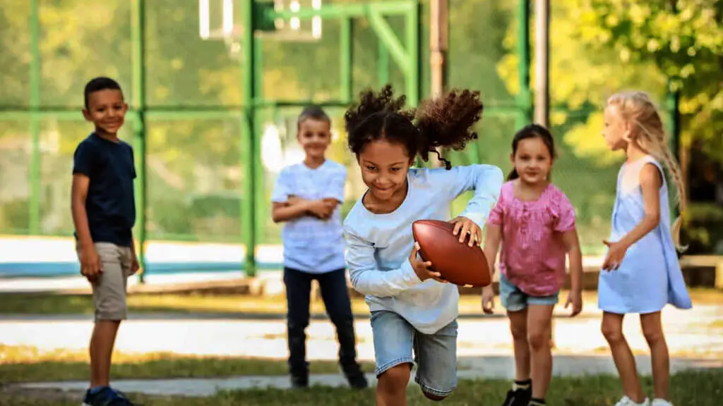 تمرینات کاردرمانی حسی برای حس عمقی