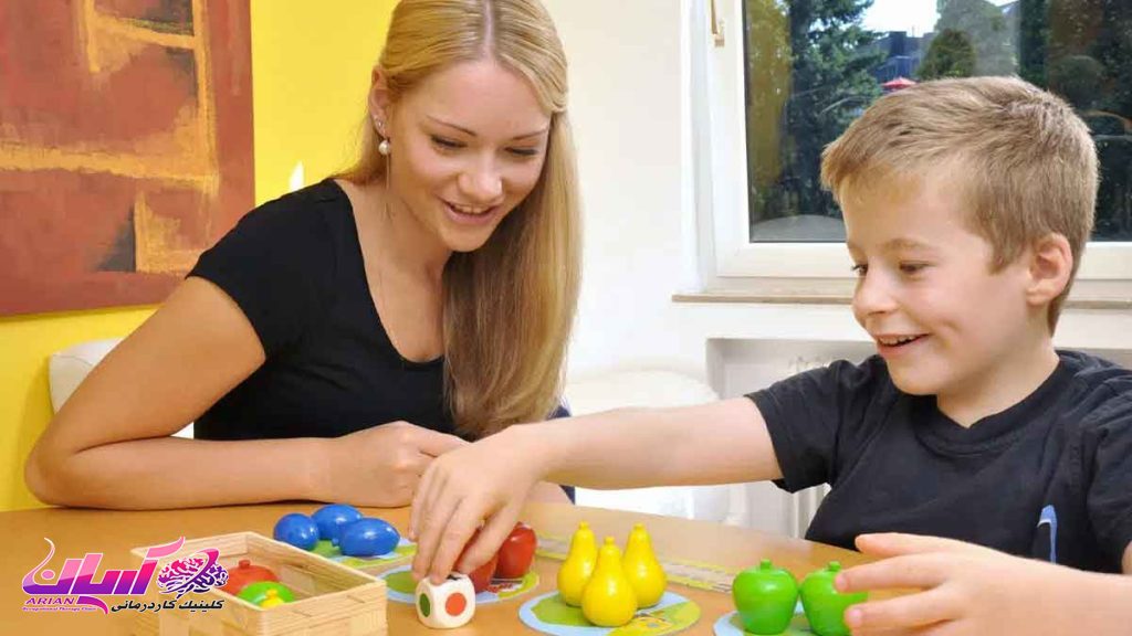 نمونه هایی از بازی درمانی