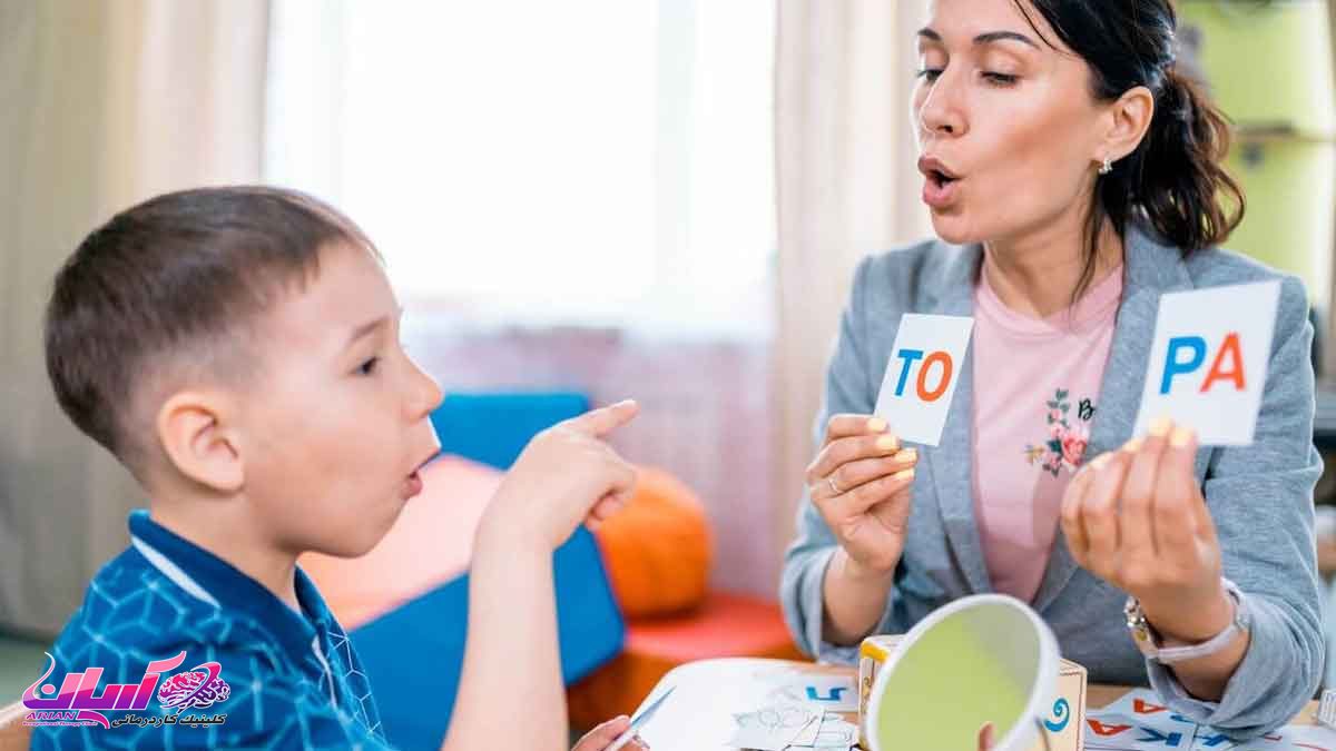 چه کسانی به گفتار درمانی نیاز دارند؟