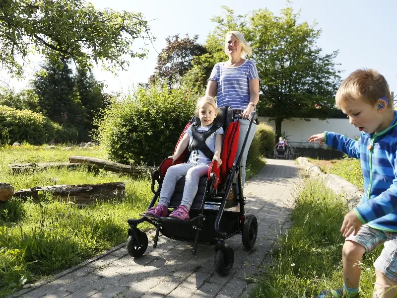 آب‌درمانی (Hydrotherapy)