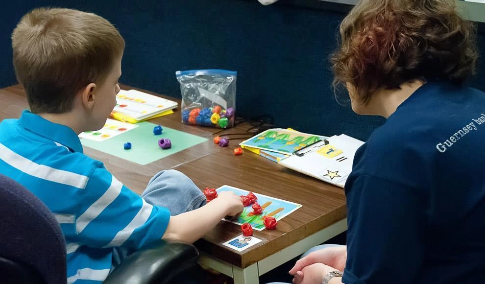  تست اوتیسم رایگان در نوجوانان