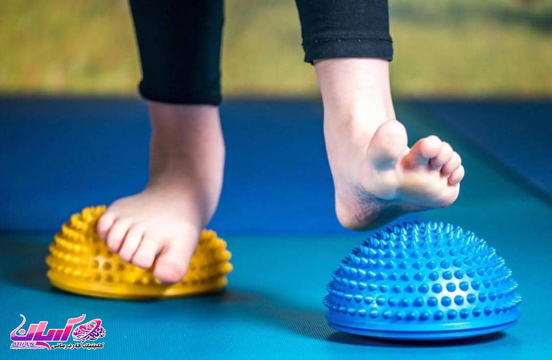 انواع تمرینات کاردرمانی پا برای کودکان