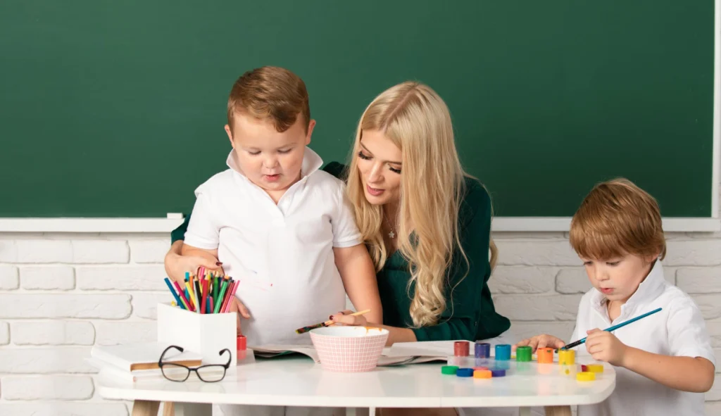 تاثیر کار درمانی در استقلال کودک