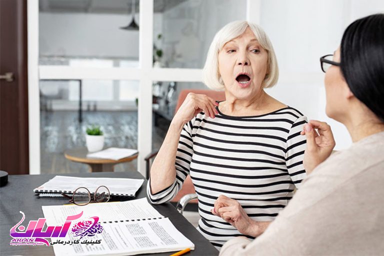 دلایل نیاز بزرگسالان به گفتار درمانی