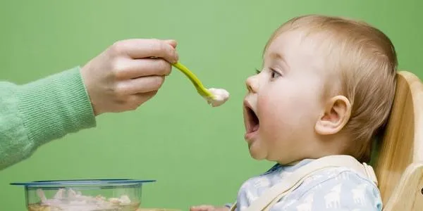 گفتار درمانی برای مشکلات بلع